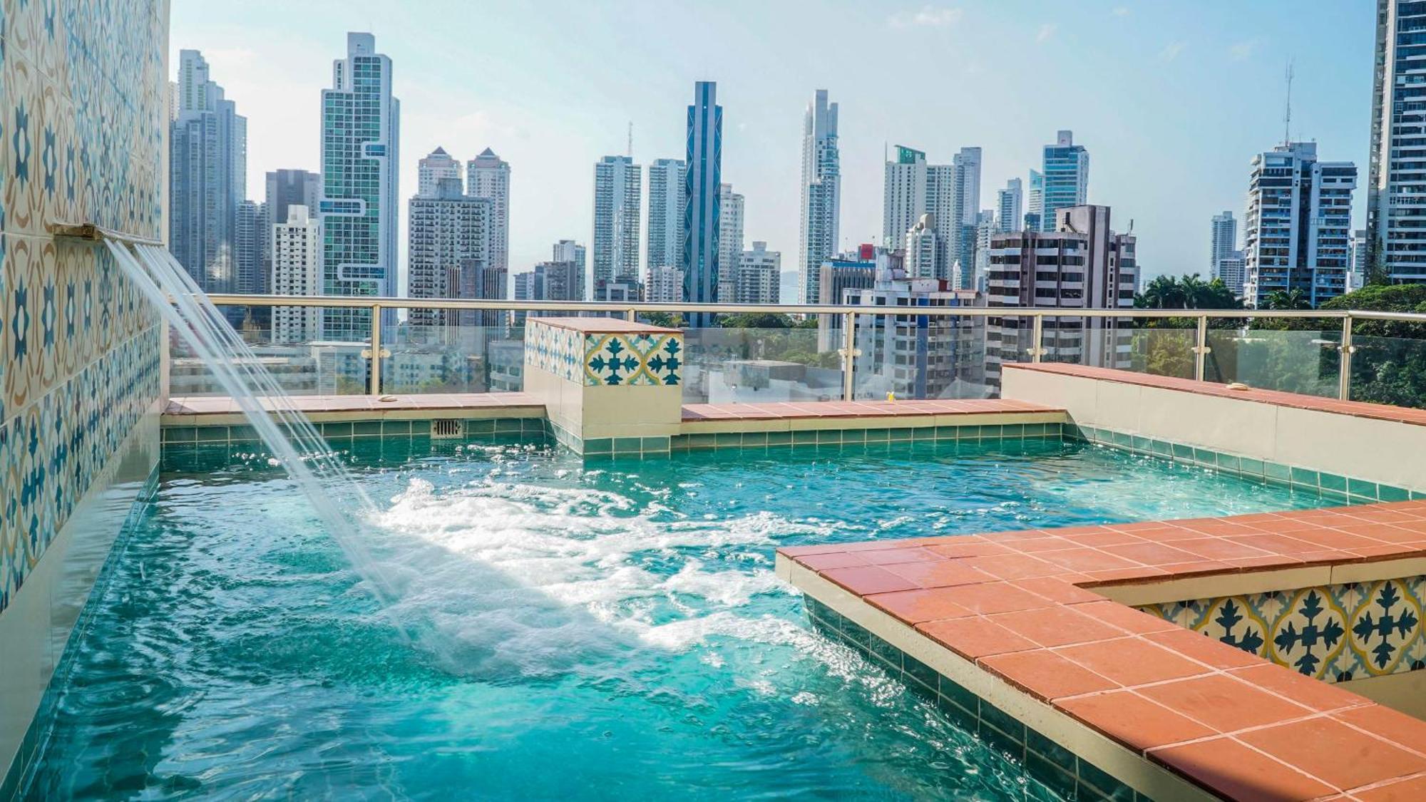 Hilton Garden Inn Panama City Downtown, Panama Exterior foto
